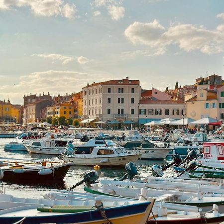 Studios Notte Sul Porto Rovinj Exterior foto