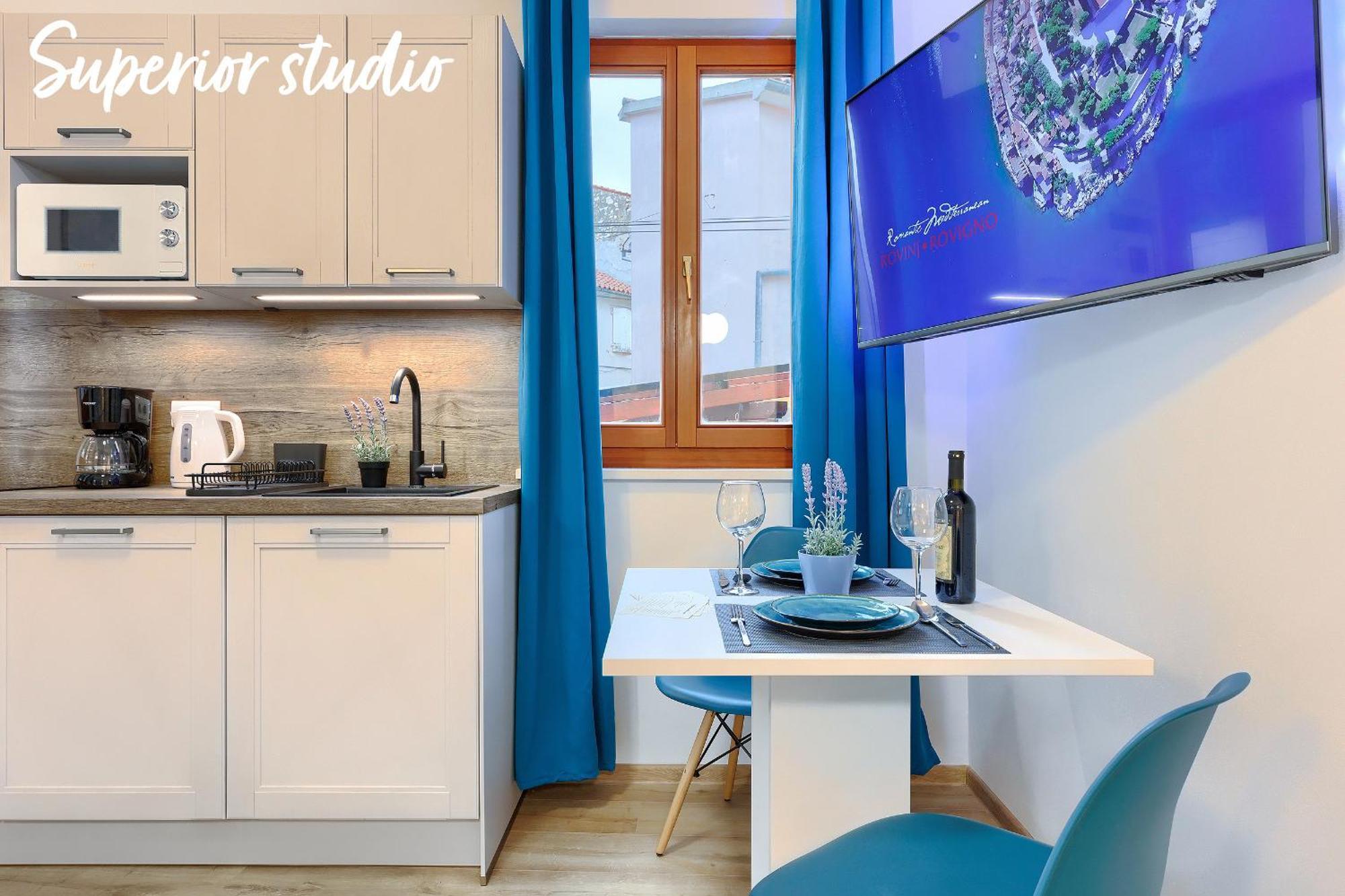 Studios Notte Sul Porto Rovinj Exterior foto